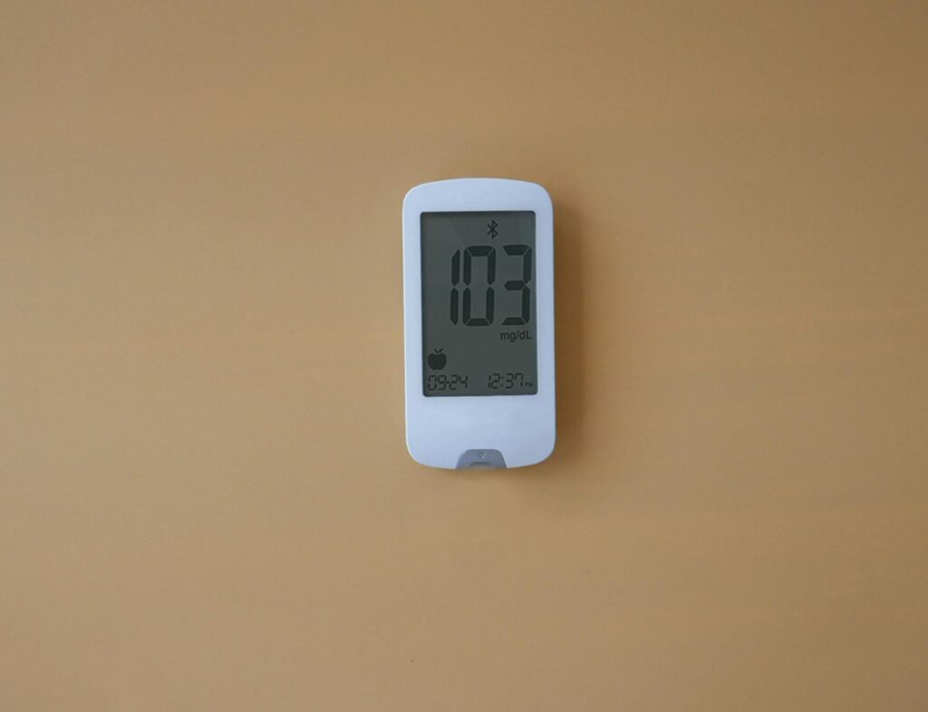 red blinking digital kWh meter